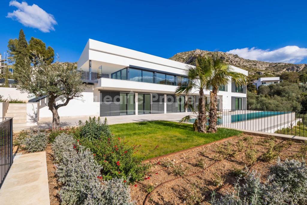 Stunning, newly built luxury villa for sale in Bonaire, Alcudia, Mallorca